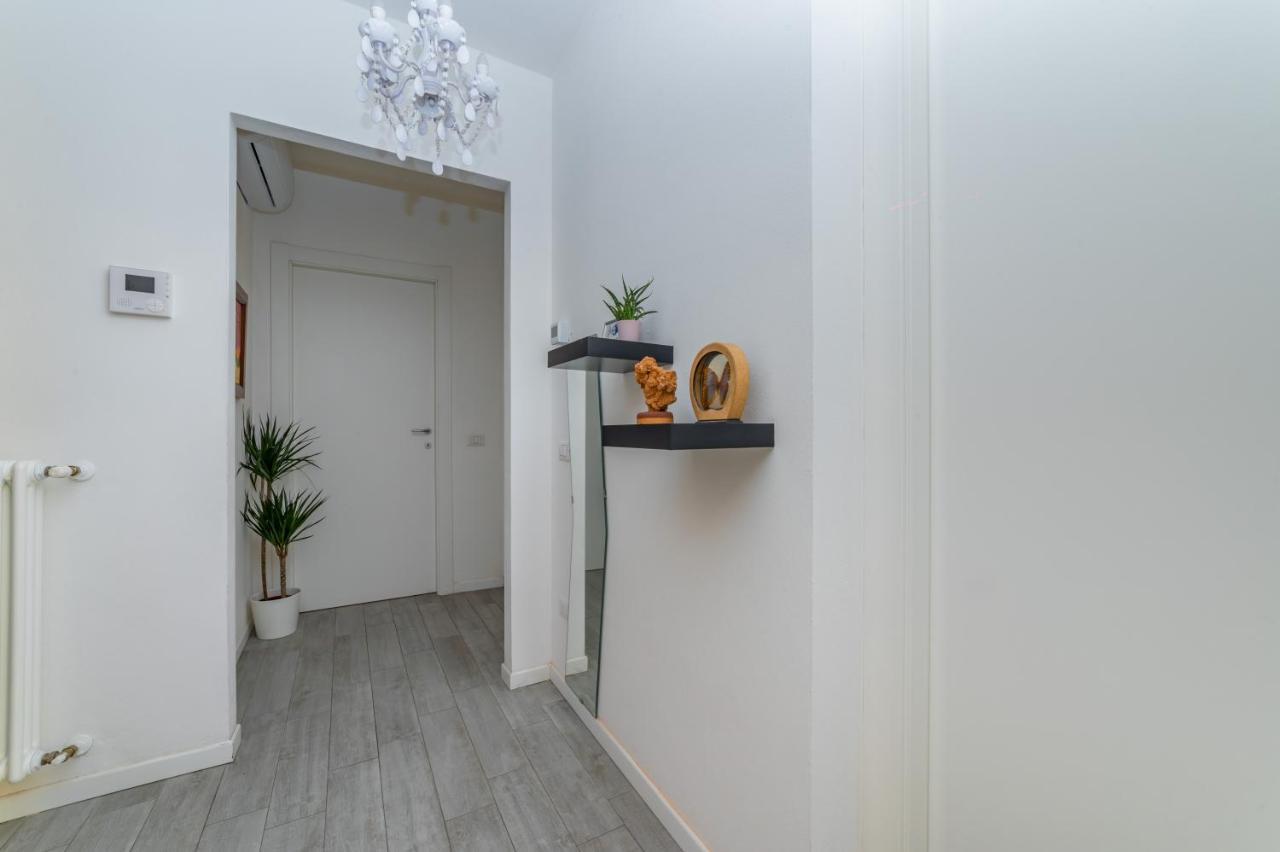 Parma Residential Apartment Con Balcone Екстер'єр фото